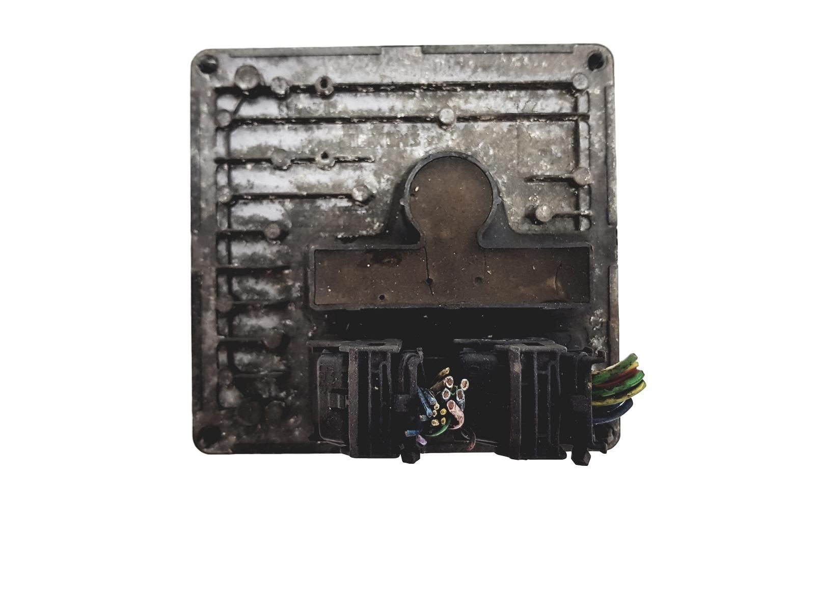 Blok Ovladačů S120215101D 9654953780 9640922780 SIM82 PSA Siemens main product photo